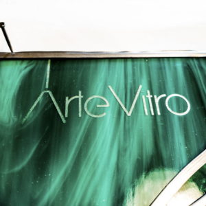Vitrail traditionnel, atelier-boutique ArteVitro - Mel Riondel (Chilhac, Haute-Loire)